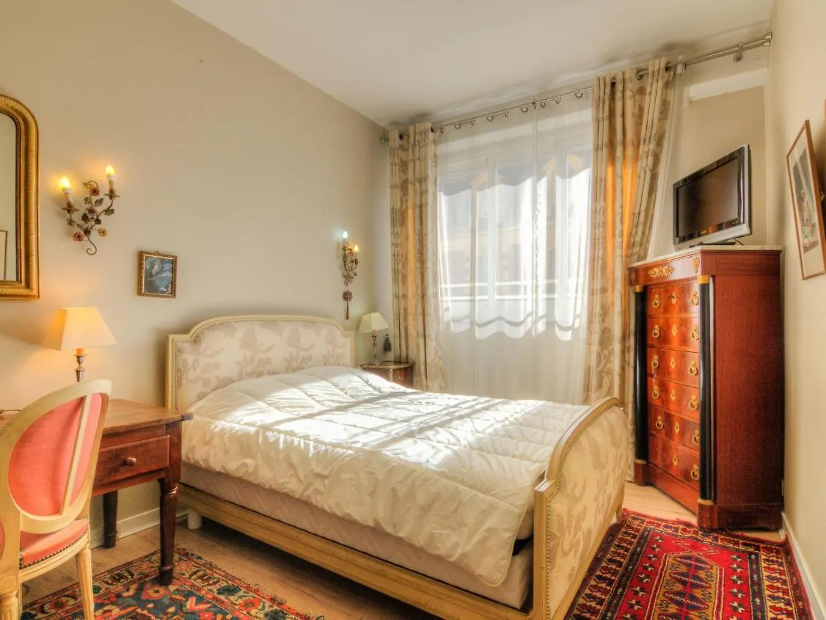 Apartment Bellevue Clemenceau-1 By Interhome Biarritz